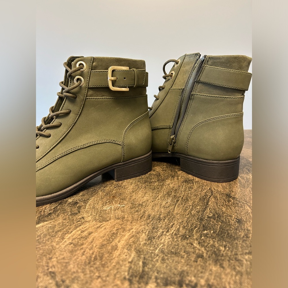 NWOT Green Combat Boots